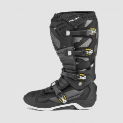 БОТУШИ FORMA PILOT BLACK