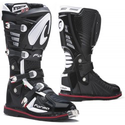 БОТУШИ FORMA PREDATOR 2.0 BLACK
